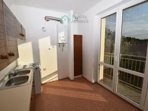 Pronájem bytu 2+1, Chrudim, B. Martinů, 53 m2