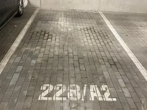 Pronájem garáže, Praha - Střížkov, 16 m2