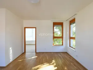 Pronájem bytu 4+kk, Praha - Liboc, U silnice, 200 m2