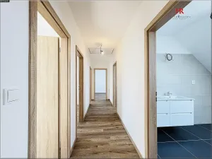Pronájem rodinného domu, Vlašim, 134 m2
