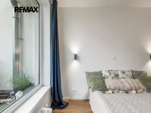 Pronájem bytu 2+kk, Praha - Vysočany, Pod Harfou, 55 m2