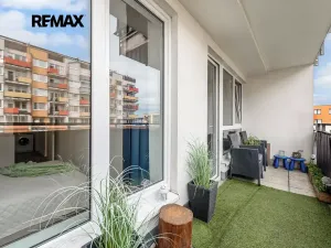 Pronájem bytu 2+kk, Praha - Vysočany, Pod Harfou, 55 m2