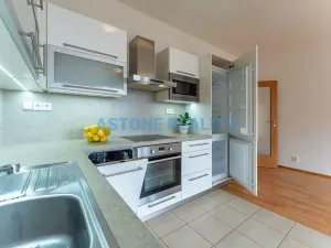 Pronájem bytu 1+kk, Praha - Zličín, Míšovická, 42 m2
