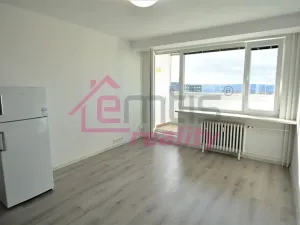 Pronájem bytu 1+kk, Praha - Kobylisy, Kyselova, 25 m2