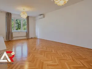 Prodej bytu 3+1, Kuřim, Školní, 102 m2