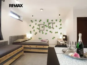 Prodej ubytování, Veselí nad Moravou, Národních mučedníků, 330 m2