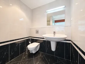 Pronájem bytu 4+kk, Praha - Krč, Hudečkova, 182 m2