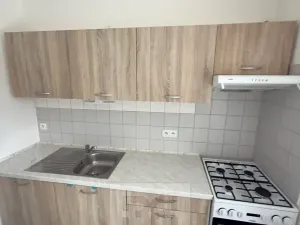 Pronájem bytu 1+1, Kladno, Kyjevská, 32 m2