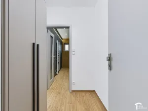 Pronájem bytu 1+kk, Lázně Bohdaneč, Družstevní, 32 m2