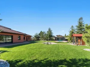 Prodej kanceláře, Velké Přítočno, 350 m2