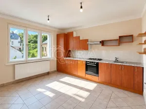Prodej vícegeneračního domu, Úpice, A. Bunzla, 266 m2