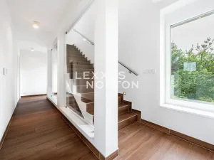 Pronájem rodinného domu, Praha - Břevnov, Anhaltova, 500 m2