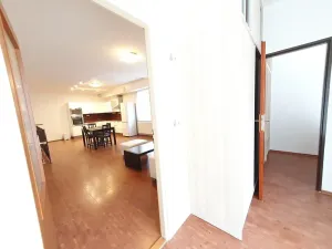 Pronájem bytu 2+kk, Praha - Záběhlice, náměstí Mezi zahrádkami, 85 m2