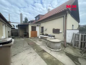 Prodej rodinného domu, Brňany, 140 m2