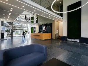 Pronájem kanceláře, Praha - Jinonice, Radlická, 1500 m2