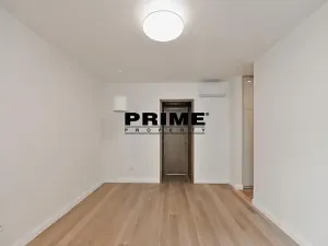 Pronájem bytu 3+kk, Praha - Vinohrady, náměstí Jiřího z Poděbrad, 93 m2