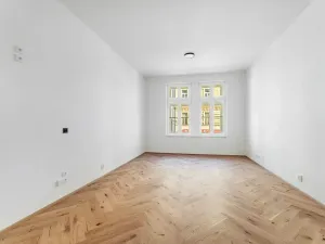 Prodej bytu 2+kk, Praha - Vinohrady, Bělehradská, 45 m2