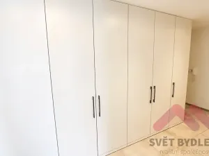 Pronájem bytu 3+kk, Praha - Modřany, Nesvadbova, 120 m2