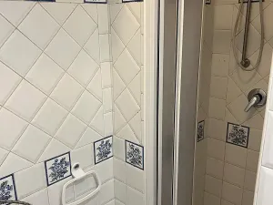 Pronájem bytu 2+kk, Praha - Karlín, Kubova, 65 m2