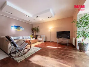 Prodej rodinného domu, Psáry - Dolní Jirčany, U Studny, 275 m2