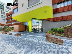 Pronájem bytu 2+kk, Praha - Radlice, U Komína, 41 m2