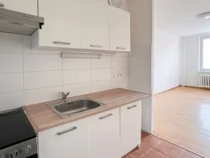 Pronájem bytu 2+kk, Most, Kpt. Jaroše, 41 m2