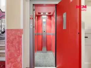 Prodej ubytování, Mladá Boleslav - Mladá Boleslav II, Českobratrské náměstí, 961 m2