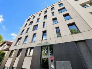 Pronájem garážového stání, Praha - Michle, Baarova, 20 m2