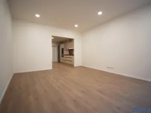 Pronájem bytu 3+kk, Praha - Holešovice, Janovského, 86 m2