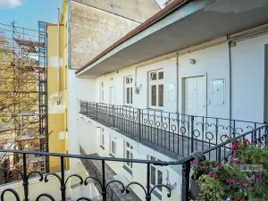 Pronájem bytu 2+1, Praha - Žižkov, Štítného, 73 m2