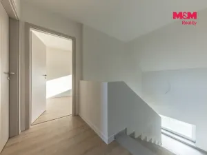 Pronájem bytu 4+kk, Starý Vestec, 102 m2