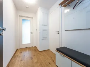Pronájem bytu 2+kk, Praha - Karlín, Sokolova, 59 m2