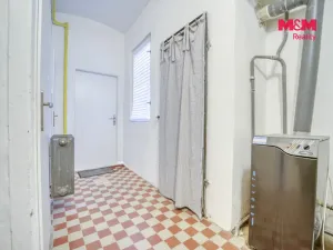 Pronájem obchodního prostoru, Plzeň - Vnitřní Město, Veleslavínova, 95 m2
