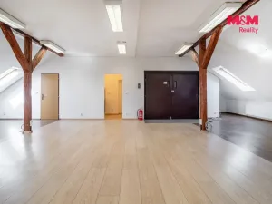 Pronájem kanceláře, Česká Lípa, Hrnčířská, 104 m2