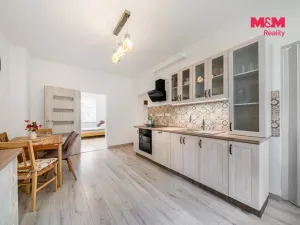 Prodej bytu 3+1, Dalovice - Všeborovice, Dolní, 76 m2