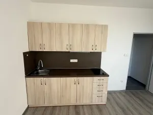 Pronájem bytu 1+kk, Třeboň, Nádražní, 33 m2