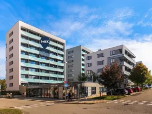 Prodej bytu 1+kk, Praha - Černý Most, Cukrova, 30 m2