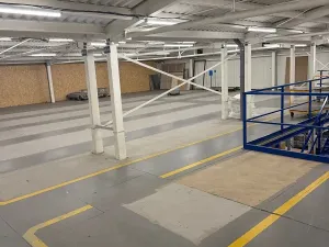 Pronájem skladu, Praha - Hostivař, Radiová, 2235 m2