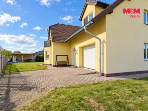 Prodej rodinného domu, Dynín, 330 m2