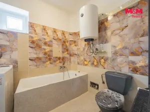 Prodej činžovního domu, Hazlov, 450 m2