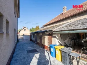 Prodej rodinného domu, Činěves, 275 m2