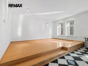 Prodej bytu 2+kk, Plzeň, Karlova, 86 m2