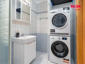 Prodej bytu 2+kk, Třeboň - Třeboň II, Nádražní, 50 m2