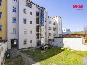 Pronájem bytu 1+kk, Praha - Libeň, Nad Kolčavkou, 28 m2
