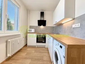 Prodej bytu 2+1, Vsetín, Luh, 53 m2