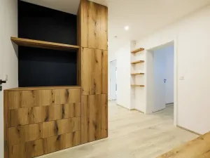 Prodej bytu 3+kk, Hronov, Husova, 71 m2