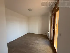 Pronájem bytu 3+kk, Praha - Prosek, Prosecká, 81 m2