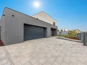Prodej rodinného domu, Měšice, Novoveská, 225 m2