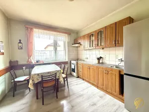 Prodej rodinného domu, Cerhenice, Na vinici, 188 m2