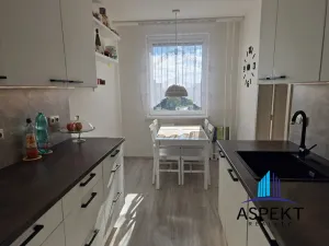 Prodej bytu 4+1, Praha - Troja, Mazurská, 84 m2